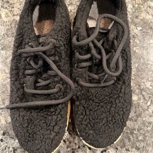 Black Fluffy Allbirds Sneakers